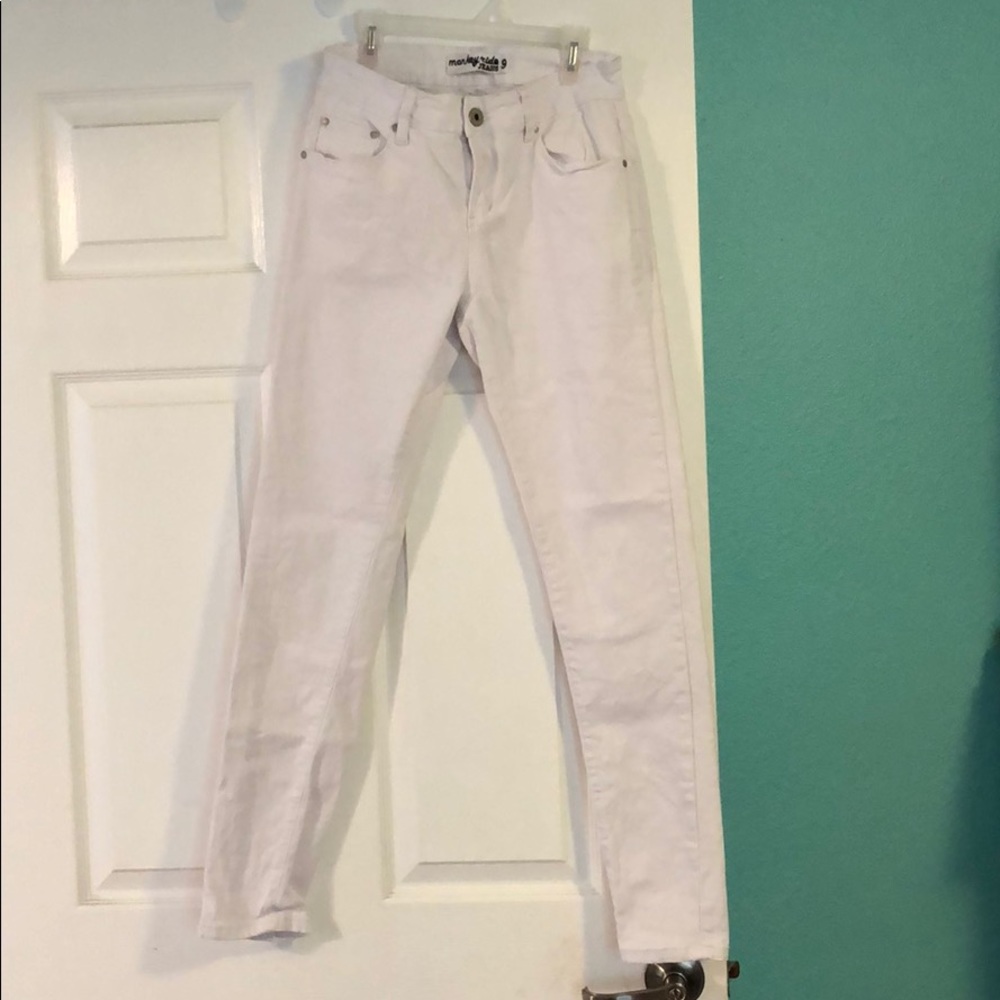 White Jeans